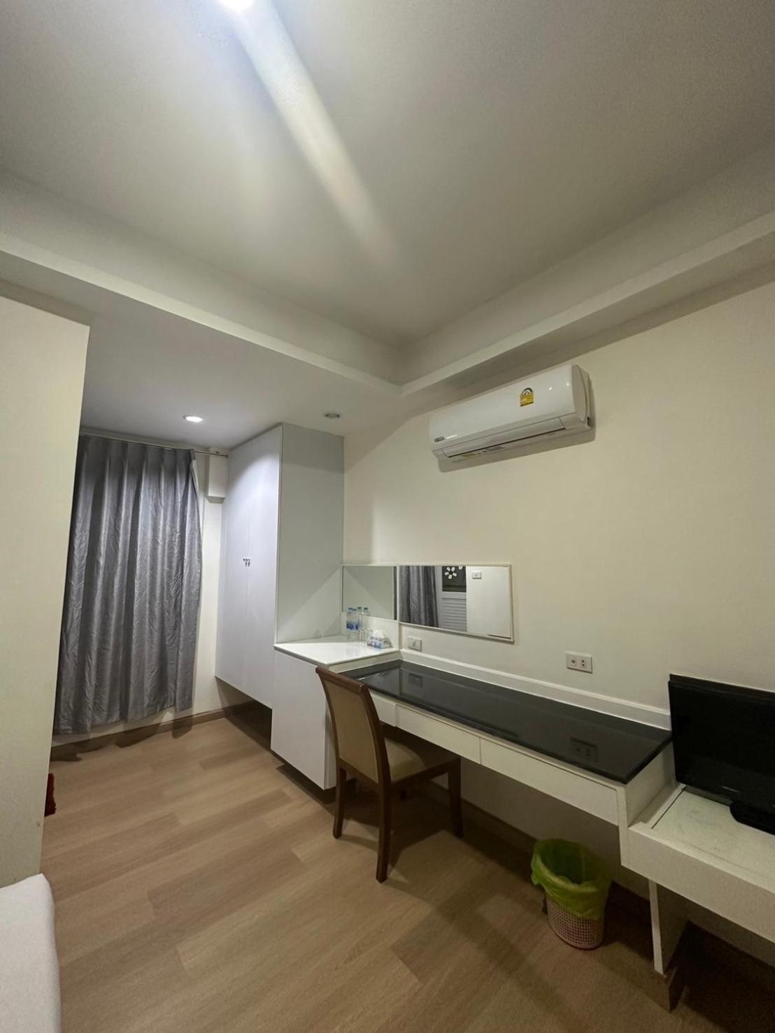 Royal Garden Home Hotel Μπανγκόκ Εξωτερικό φωτογραφία