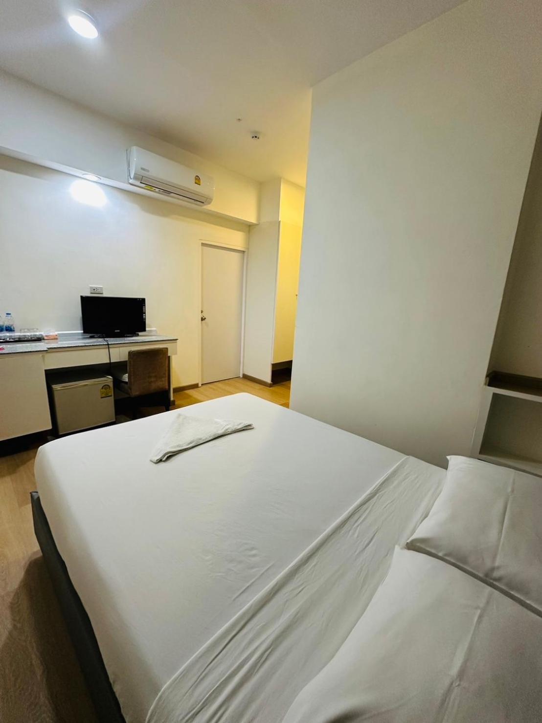 Royal Garden Home Hotel Μπανγκόκ Εξωτερικό φωτογραφία