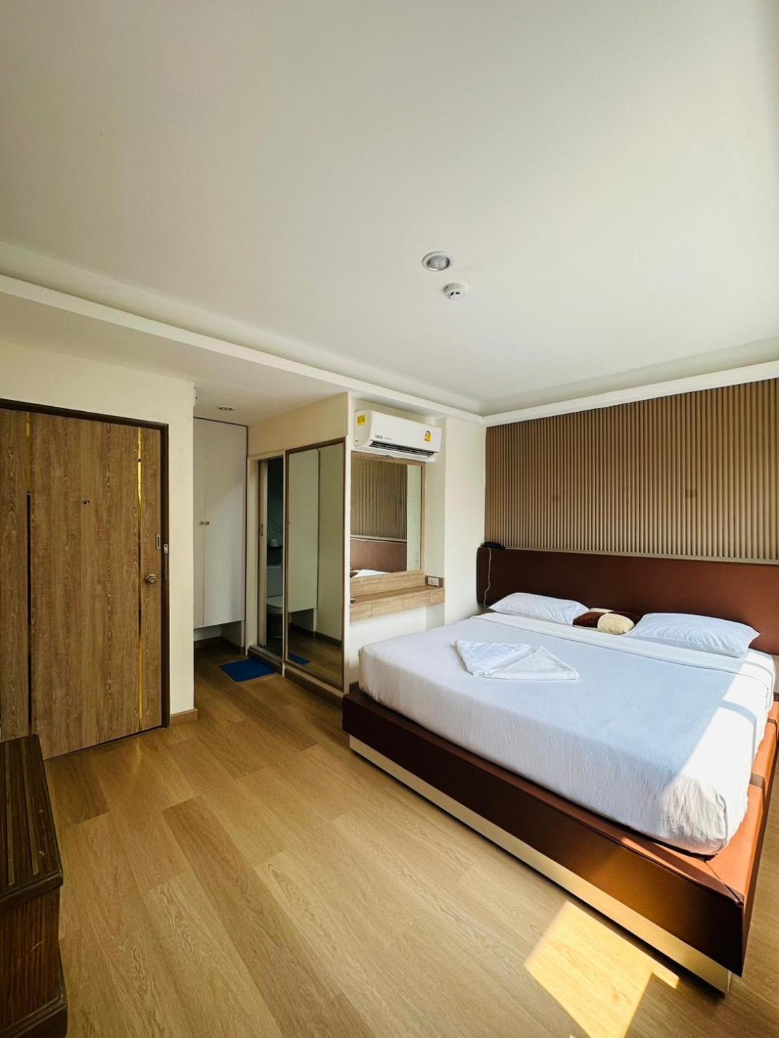 Royal Garden Home Hotel Μπανγκόκ Εξωτερικό φωτογραφία