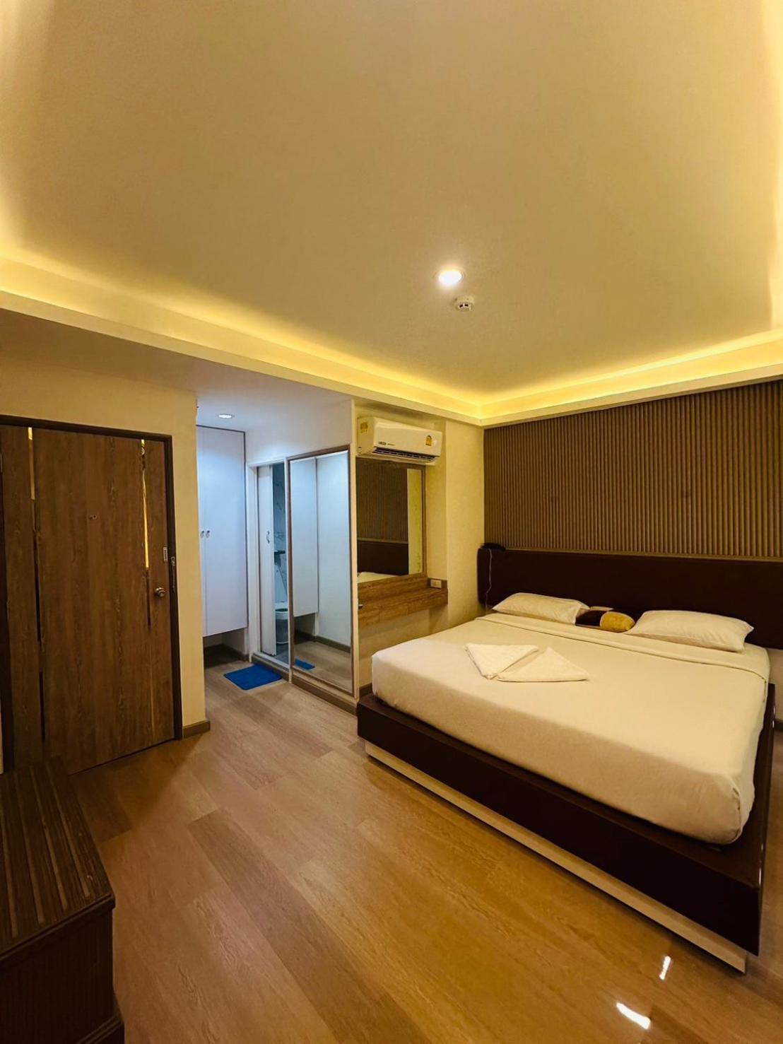 Royal Garden Home Hotel Μπανγκόκ Εξωτερικό φωτογραφία