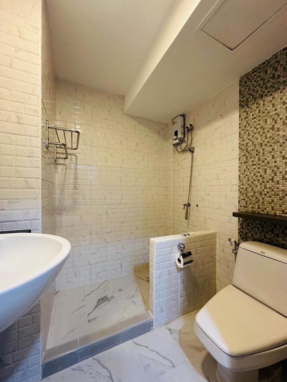 Royal Garden Home Hotel Μπανγκόκ Εξωτερικό φωτογραφία