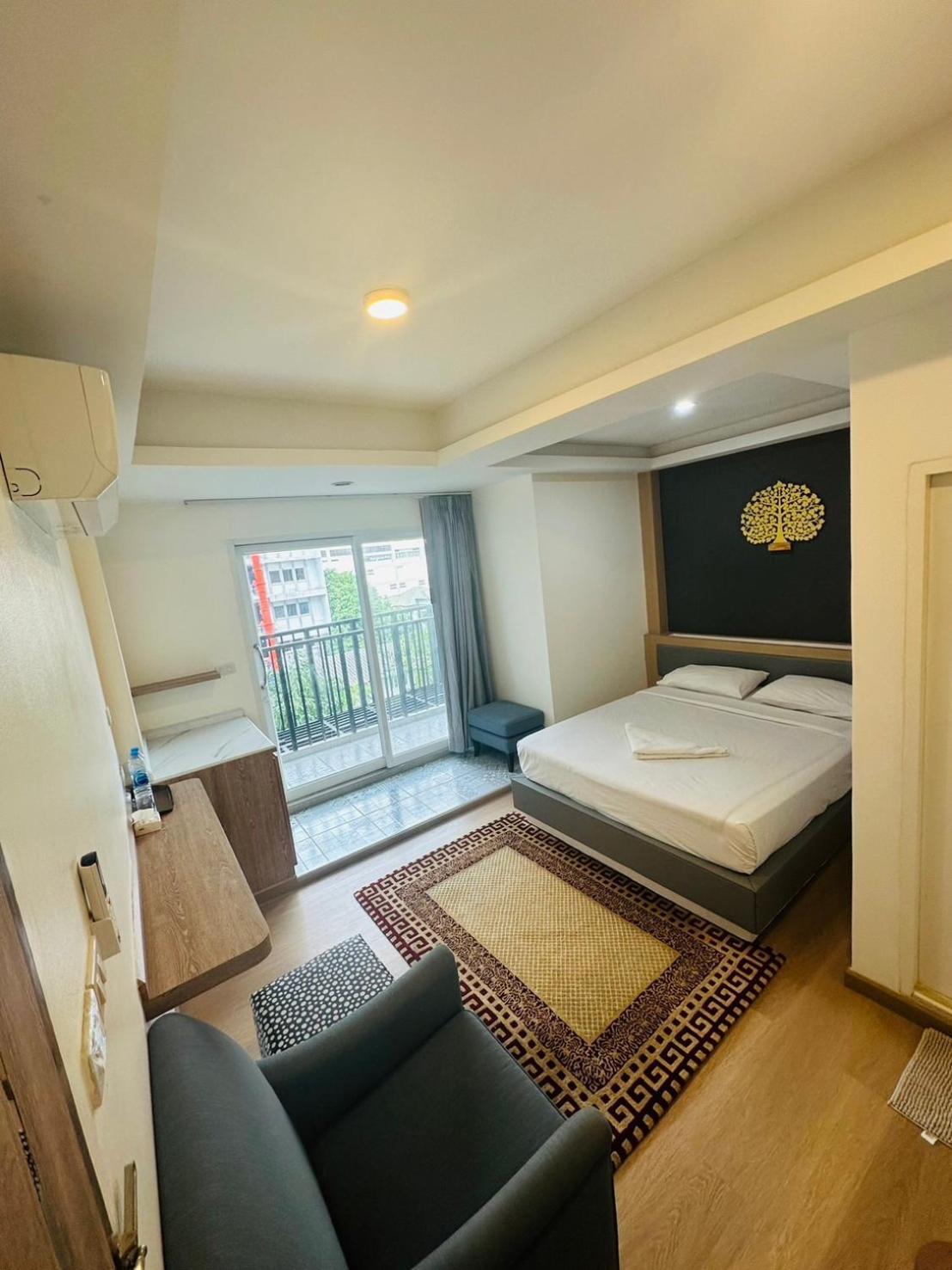 Royal Garden Home Hotel Μπανγκόκ Εξωτερικό φωτογραφία