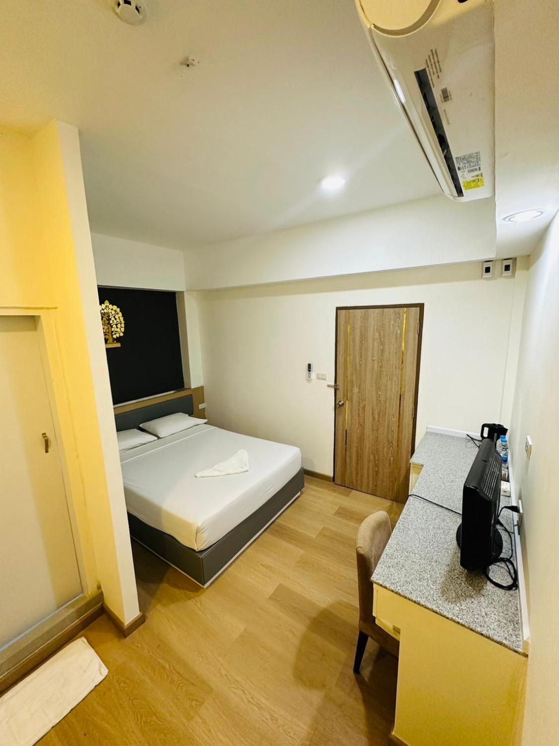 Royal Garden Home Hotel Μπανγκόκ Εξωτερικό φωτογραφία